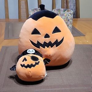 SQUISHMALLOWS PAIGE PUMPKIN PLUS BONUS PUMPKIN PIRATE